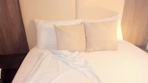 Nicky  online show from February 27, 2:44 am