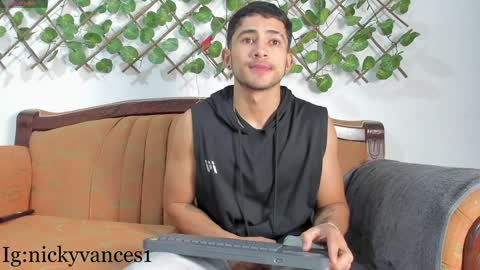 nicky online show from January 6, 7:24 pm