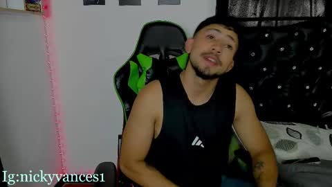 nicky online show from February 24, 5:00 pm