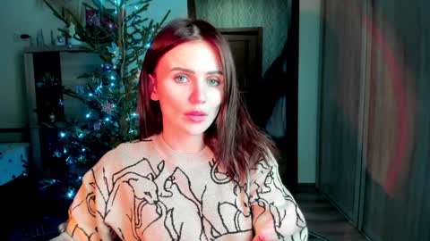 Nicky Weekends online show from January 1, 4:07 pm