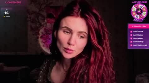 Nicky Weekends online show from December 18, 8:15 pm