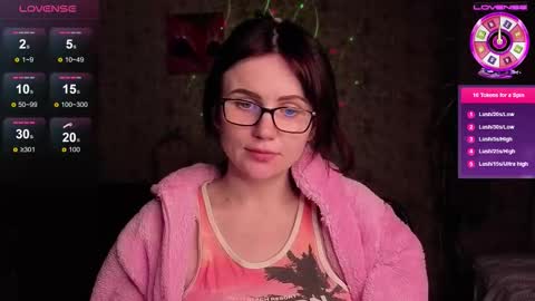 Snapshot of nicky_weekends chatting on February 5, 12:37 am Nicky Weekends online show from February 5, 12:37 am