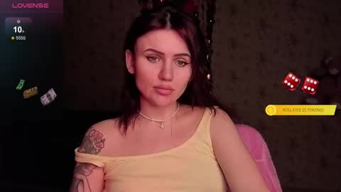 Snapshot of nicky_weekends chatting on February 15, 3:25 am Nicky Weekends online show from February 15, 3:25 am