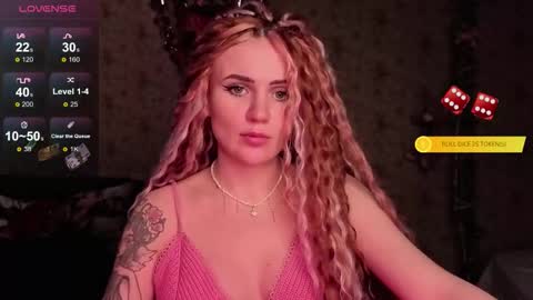 Snapshot of nicky_weekends chatting on February 23, 1:30 pm Nicky Weekends online show from February 23, 1:30 pm