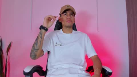 Nicky  online show from October 11, 12:04 pm