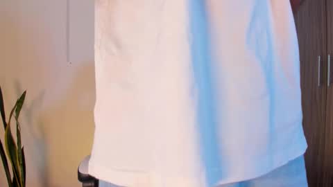 Nicky  online show from October 16, 12:06 pm