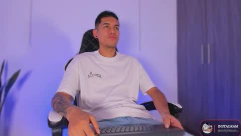 Nicky  online show from October 20, 11:54 am