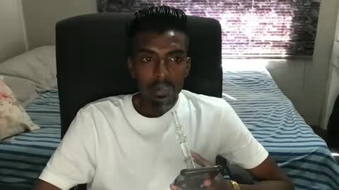 james online show from November 23, 1:44 pm