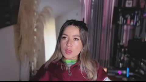 Nicky online show from January 9, 8:54 pm