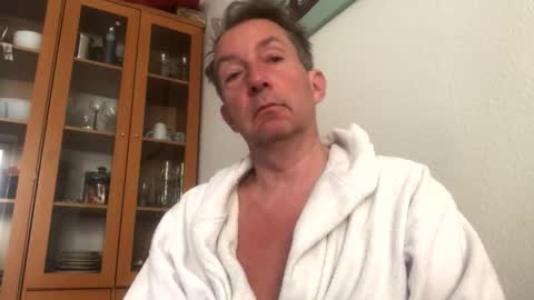 Nico online show from April 4, 11:08 am