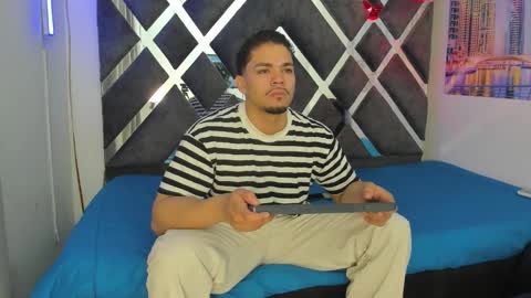 Snapshot of nico_blaze7 chatting on November 18, 12:31 pm nico_blaze7 online show from November 18, 12:31 pm