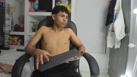 Snapshot of nico_viper_ chatting on March 21, 7:28 pm NICO online show from March 21, 7:28 pm