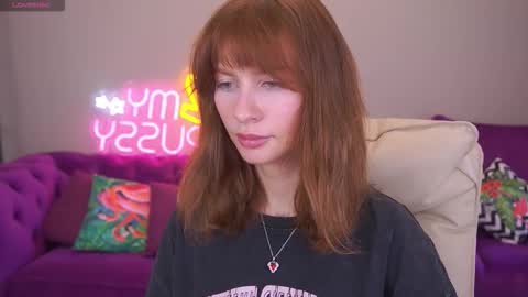 Nicol Moonn online show from November 14, 6:34 am