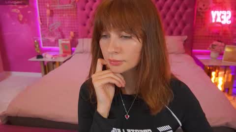 Nicol Moonn online show from November 15, 2:13 pm