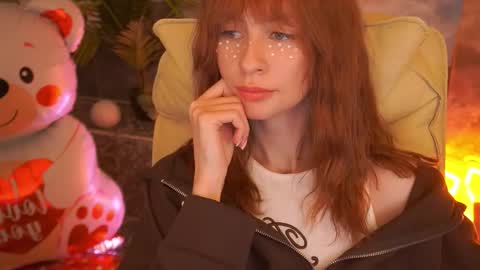 Nicol Moonn online show from February 12, 3:01 am