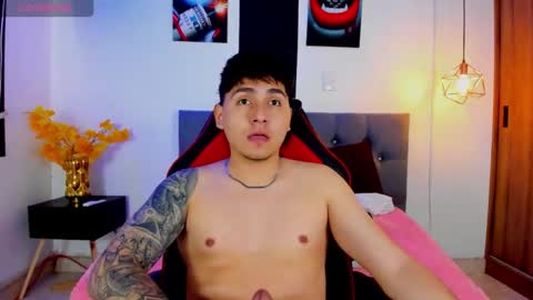 Snapshot of nicolas_james_sc chatting on November 25, 3:12 pm nicolas_james_sc online show from November 25, 3:12 pm