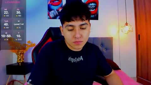 Snapshot of nicolas_james_sc chatting on November 29, 1:14 pm nicolas_james_sc online show from November 29, 1:14 pm