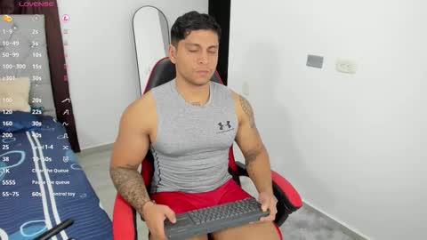 nicolas_montoya online show from October 14, 2:01 am