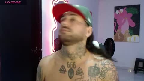 nicolas online show from January 8, 3:08 am