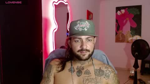 nicolas online show from January 19, 2:57 am