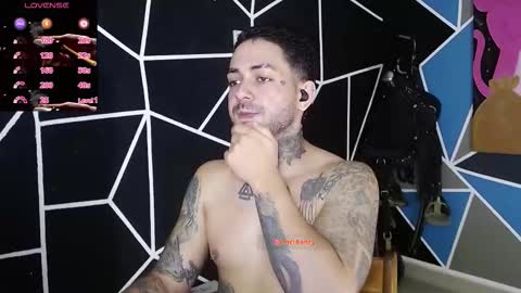 nicolas online show from October 23, 4:01 am