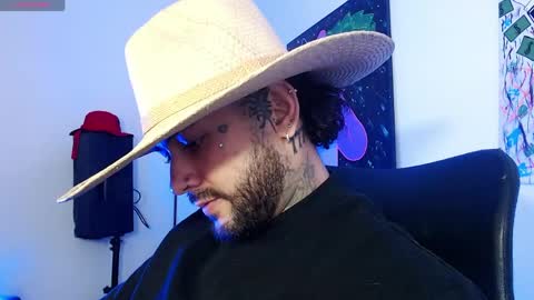 Snapshot of nicolas_torres99 chatting on April 26, 3:37 am nicolas online show from April 26, 3:37 am