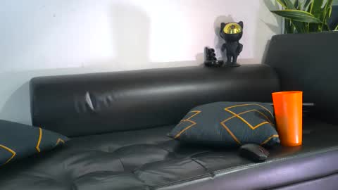 Snapshot of nicolas_veiny chatting on November 13, 7:57 pm Nicolas online show from November 13, 7:57 pm