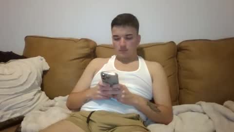 Snapshot of nicolasc32 chatting on December 2, 2:06 am nicolasc32 online show from December 2, 2:06 am