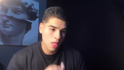 Snapshot of nicolasmuscle chatting on January 17, 3:55 am Andres online show from January 17, 3:55 am