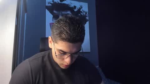 Snapshot of nicolasmuscle chatting on February 25, 5:22 pm Andres online show from February 25, 5:22 pm