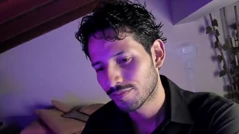 nicolasrodrii online show from July 4, 9:21 pm