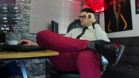 Nicolas Fellener online show from June 4, 4:51 am