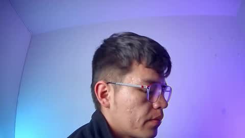 Snapshot of nicolatinboy chatting on February 21, 11:06 pm NicoLatinBoy online show from February 21, 11:06 pm