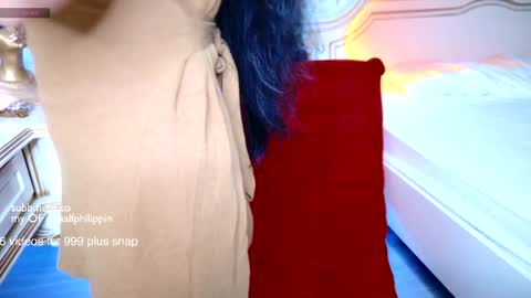 nicole online show from March 30, 7:26 pm