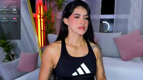 Snapshot of nicole_duran3095 chatting on July 10, 5:23 am Nick online show from July 10, 5:23 am