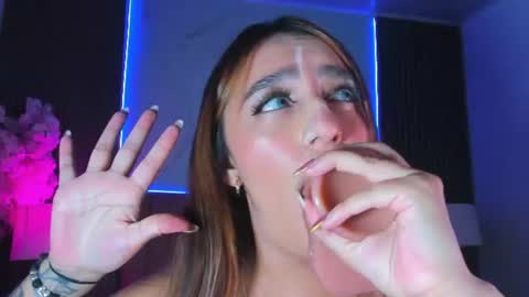 Nicole online show from June 13, 3:59 am