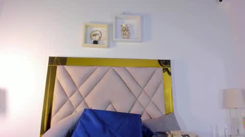 nicole_grace0 online show from September 19, 12:06 pm