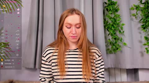 Snapshot of nicole_grifin chatting on December 1, 4:40 pm Nicole Grifin online show from December 1, 4:40 pm