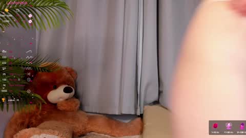 Snapshot of nicole_grifin chatting on January 20, 1:00 pm Nicole Grifin online show from January 20, 1:00 pm