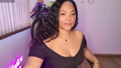 nicole_lushh online show from February 10, 6:56 pm