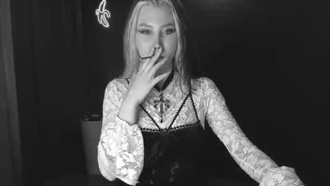 Nicole online show from November 2, 4:26 am