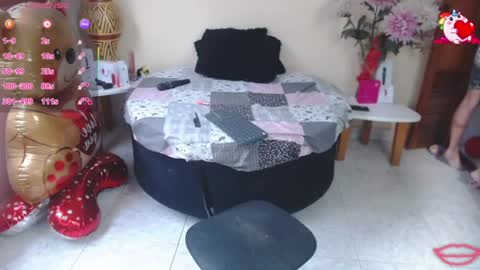 Snapshot of nicole_santana_ chatting on June 29, 10:10 pm Nicole Santana online show from June 29, 10:10 pm