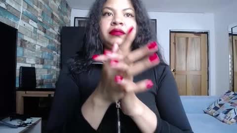 Nicole online show from October 25, 6:57 pm