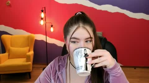 nicolefoxery online show from September 18, 3:41 am