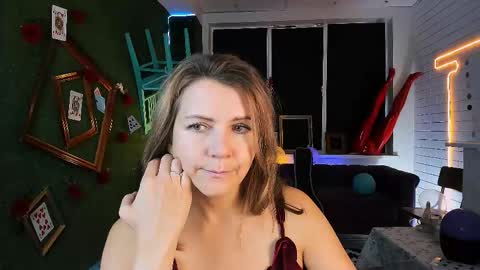 nicolehits online show from October 3, 9:28 am