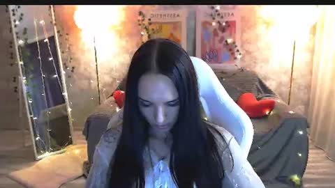 Nicole online show from June 13, 7:12 pm