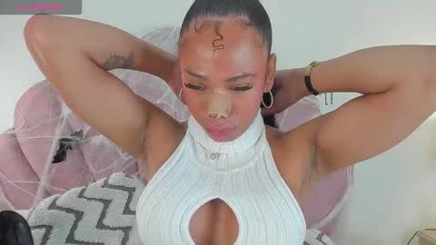 Snapshot of nicoleparadise_ chatting on October 20, 12:27 pm NICOLE online show from October 20, 12:27 pm