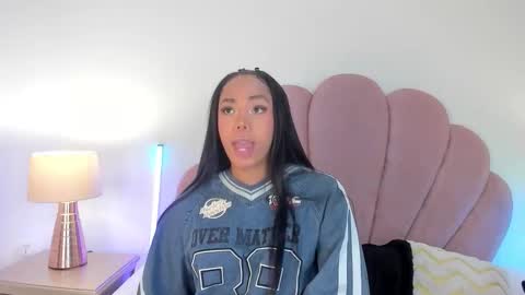 NICOLE online show from December 19, 12:45 pm