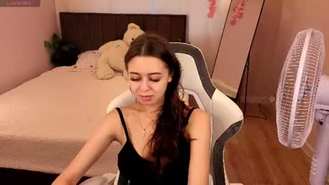 Snapshot of nicolerossss chatting on August 1, 1:27 am NicoleRossss online show from August 1, 1:27 am