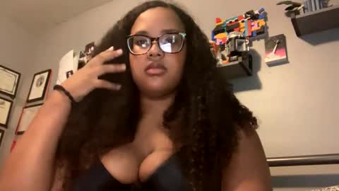 Snapshot of nicolette356 chatting on October 7, 9:12 pm nicolette356 online show from October 7, 9:12 pm